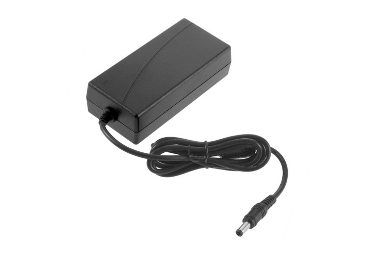 AC power adapter for Yongnuo LED panels (12VDC/5A)